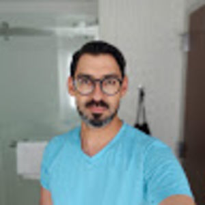 Meet your Posher, Javier